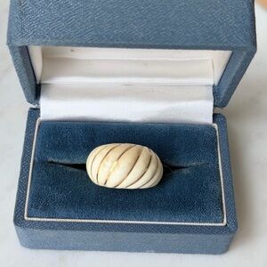 Vintage MCM 585 Gold and Bone Ivory Cream Color Ring Collector Jewelry Size 7